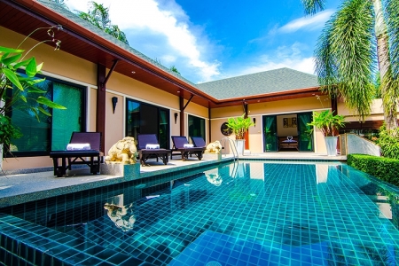 Luxury villa with 2 bedrooms on Nai Harn