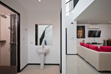 Luxury 3 bedroom pool villa in Rawai