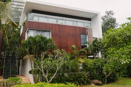 3 bedroom penthouse for rent 600 metres to Dream Beach