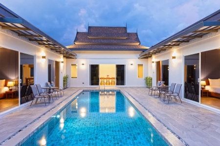 Beautiful 4 bedroom villa near Nai Harn beach