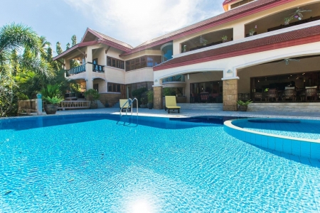 Роскошная 6 спальная вилла на Раваи