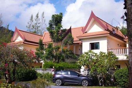 4 спальная вилла c видом на море, Камала