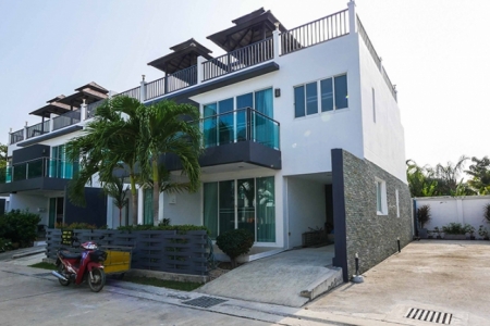 Таунхаус в районе пляжа Kamala