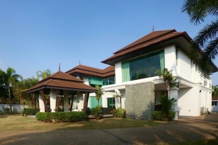 Дом с шестью спальнями на продажу, в районе пляжа Rawai