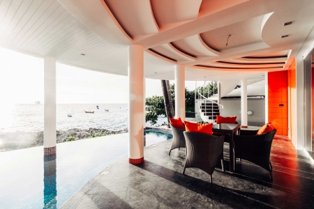 Exclusive 4 bedroom villa located on Kalim Beach