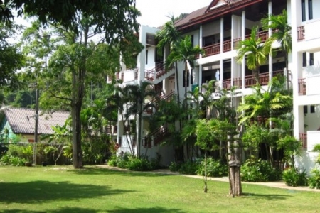 2 bedroom apartment on Nai Harn