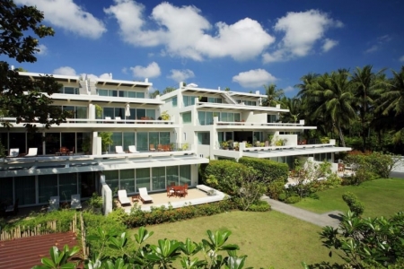 Two bedrooms beachfront apartment for sale
