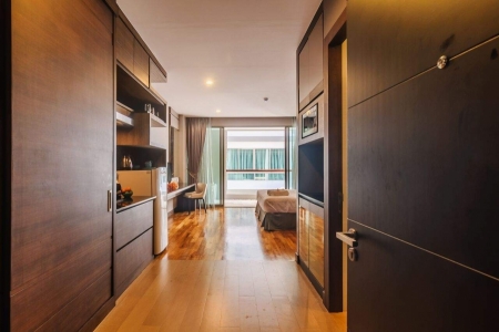 Апартаменты в комплексе отельного типа на пляже Bang Tao