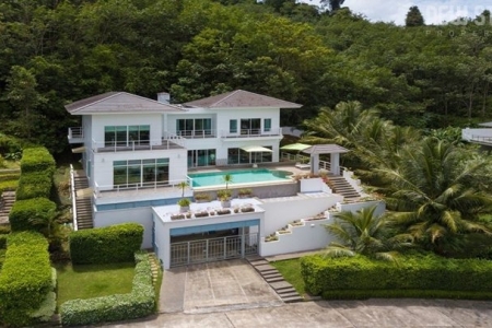 Pool villa for sale in Kathu