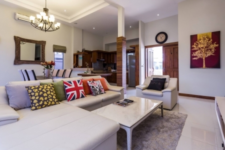 Villa for sale on Bang Tao beach