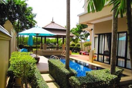 Villa for sale on Bang Tao beach