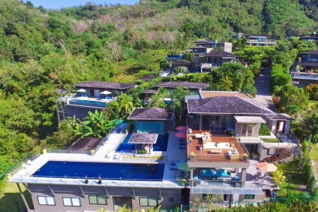 Villa for sale on Bang Tao beach