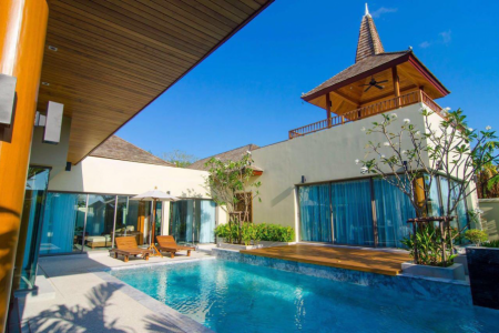 Luxury 3 bedroom in a complex in Bang Tao