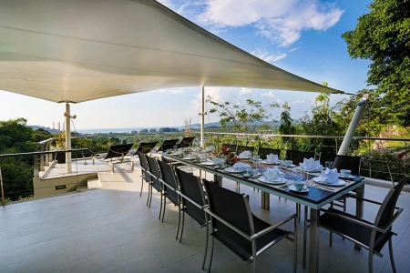 Villa for sale on Bang Tao beach