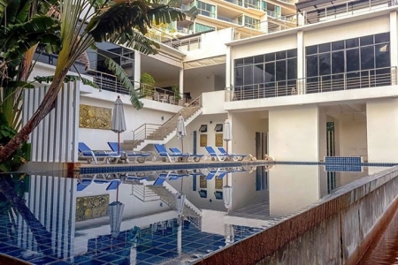 Апартаменты в районе пляжа Karon