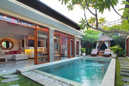 Прекрасная небольшая 2 спальная вилла в Семиньяке