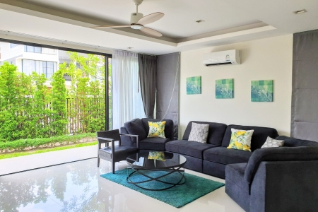5 bedroom townhouse in the complex at Bang Tao