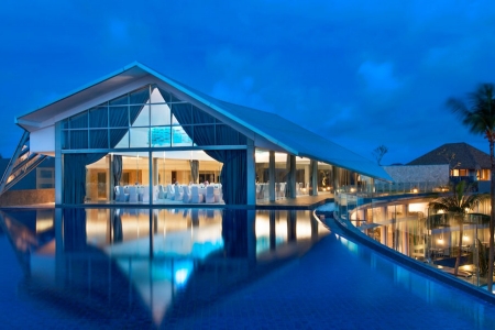 Шикарный отель 118 номеров Le Miridien в Джимбаране