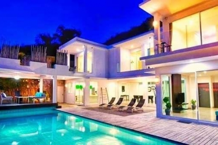 Luxury 5 bedroom villa on Kata