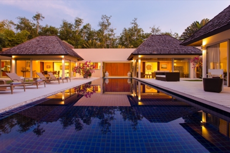 Вилла с 4 спальнями в комплексе на Лаян