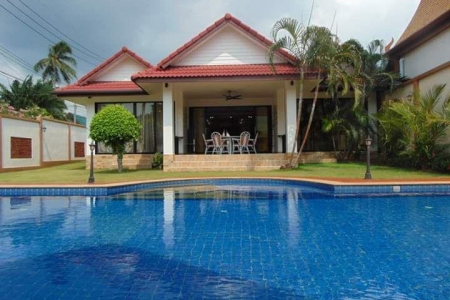 Excellent private villa with pool and 3 bedrooms on Nai Harn