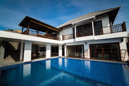 1 bedroom apartment in a private villa in Jimbran