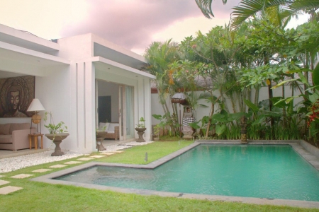 Просторная 3 спальная вилла с бассейном, Семиньяк