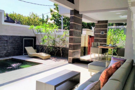 2 bedroom pool villa in the center of Bukit