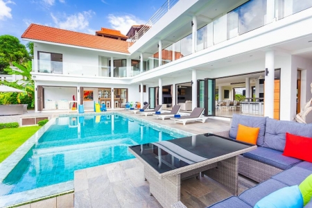 Luxury 6 bedroom villa with sea view on Cape Yamu