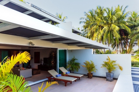 2 спальные апартаменты в комплексе прямо на пляже Раваи