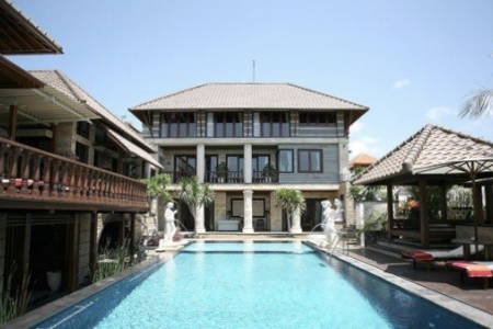 Королевская резиденция на 8 спален, Букит