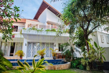 Sunny 3 bedroom villa, Nusa Dua