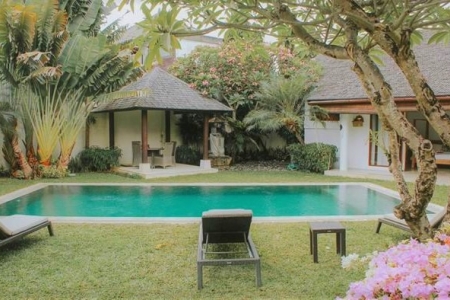 Замечательная 3 спальная вилла в районе Berawa, Чангу