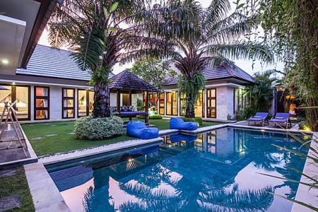 Luxury 3 bedroom villa in Seminyak