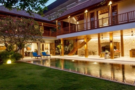 Exquisite 4 bedroom luxury villa in Canggu