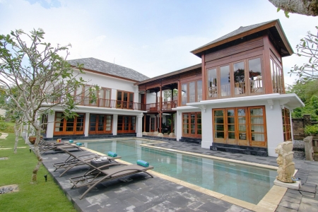 Exquisite 4 bedroom villa in Jimbaran