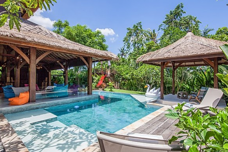 Balinese 3 Bedroom Villa Seminyak
