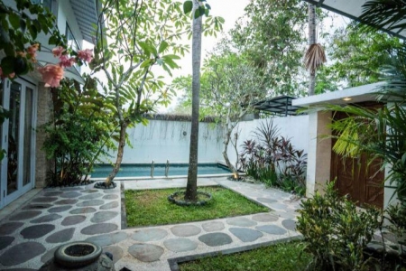 Modern 2 bedroom villa in Berawa, Canggu