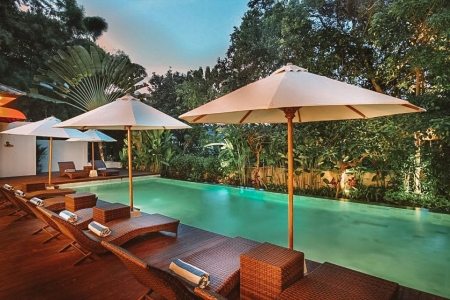 Unusual suite with kitchen and shared pool in Umalas.