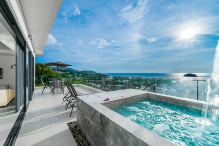 Unique 2 bedroom apartment with sea view in a luxury complex, Kata