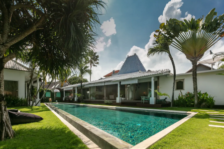 3 спальная вилла с бассейном в joglo-стиле, Чангу