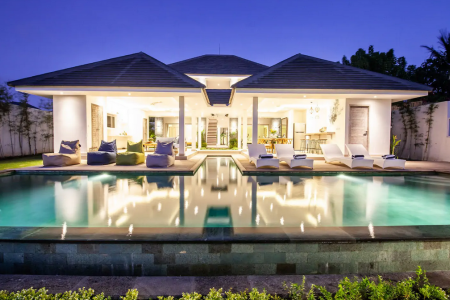 Luxury 5 bedroom villa, Canggu