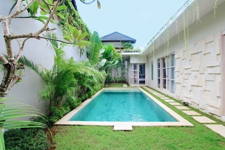 Cozy villa with 2 spacious bedrooms in the center of Berava, Canggu