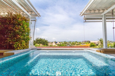 Penthouse Apartment with Private Ocean View Pool, Seminyak