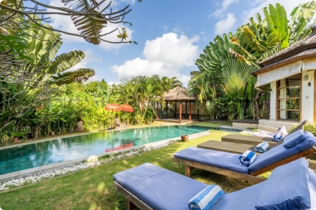 3 спальная изумительная вилла с красивым садом, Чангу