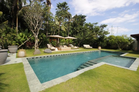 3 bedroom villa in a modern style, Umalas
