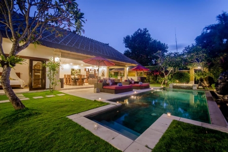 3 Bedroom Villa with Jacuzzi and Private Pool, Seminyak