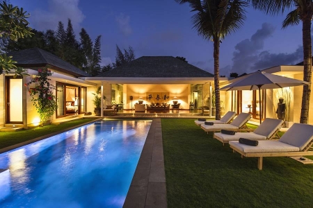 Luxury 4 bedroom villa in the center of Seminyak