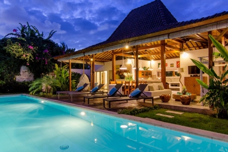 4 спальная вилла в Joglo стиле, рядом с Eat Street, Семиньяк