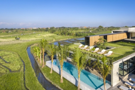 Шедевральная 5 спальная вилла в Чангу